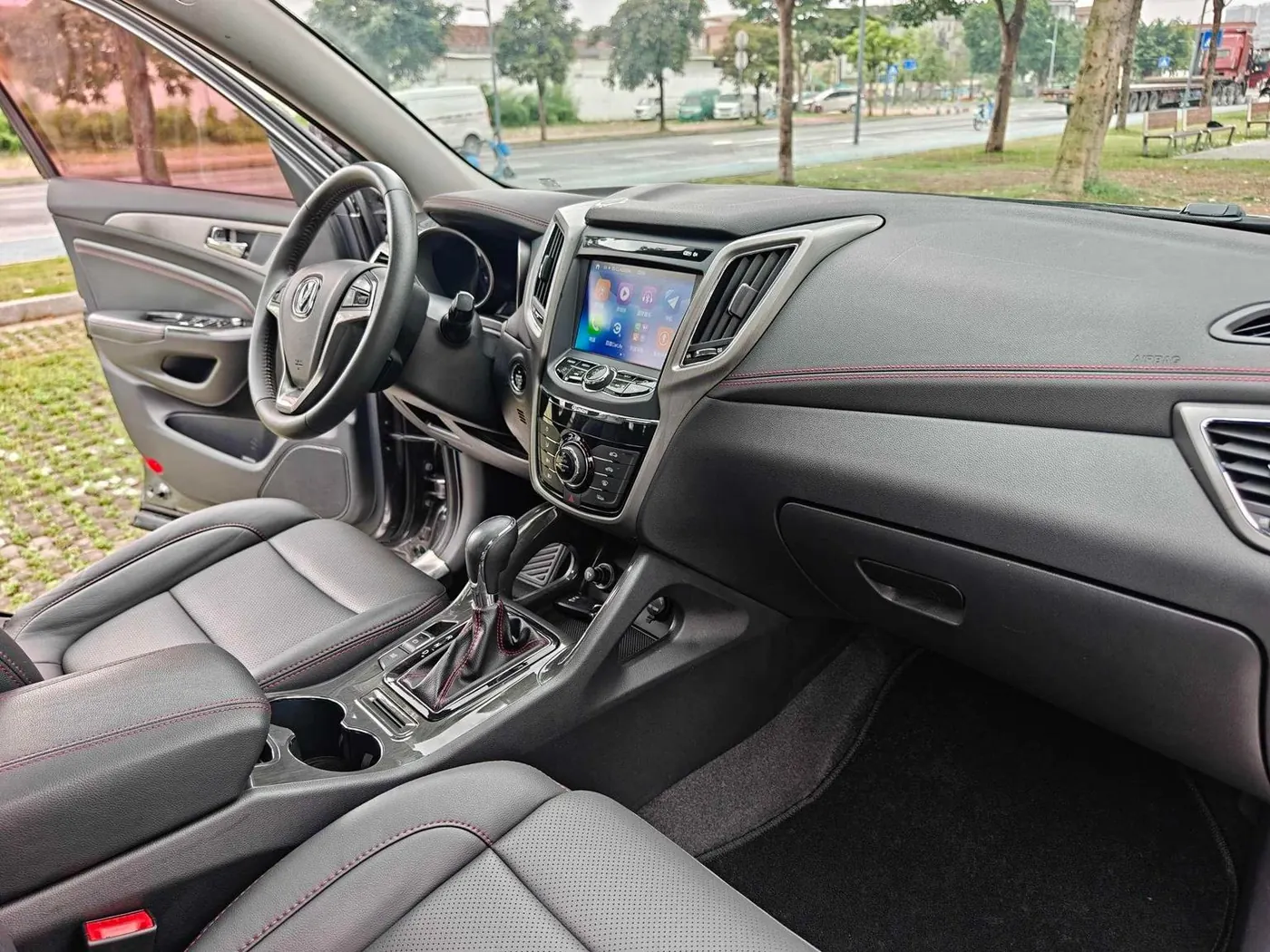 Changan CS75 1.5T photo 8