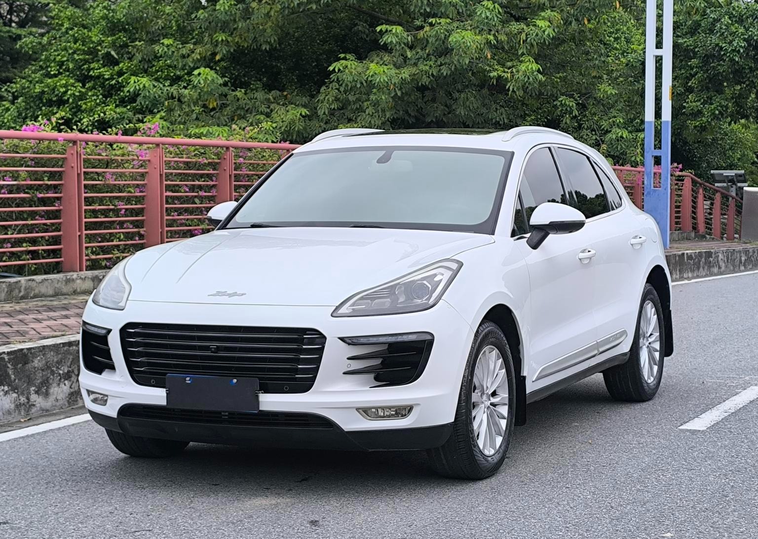2017 Zotye SR9