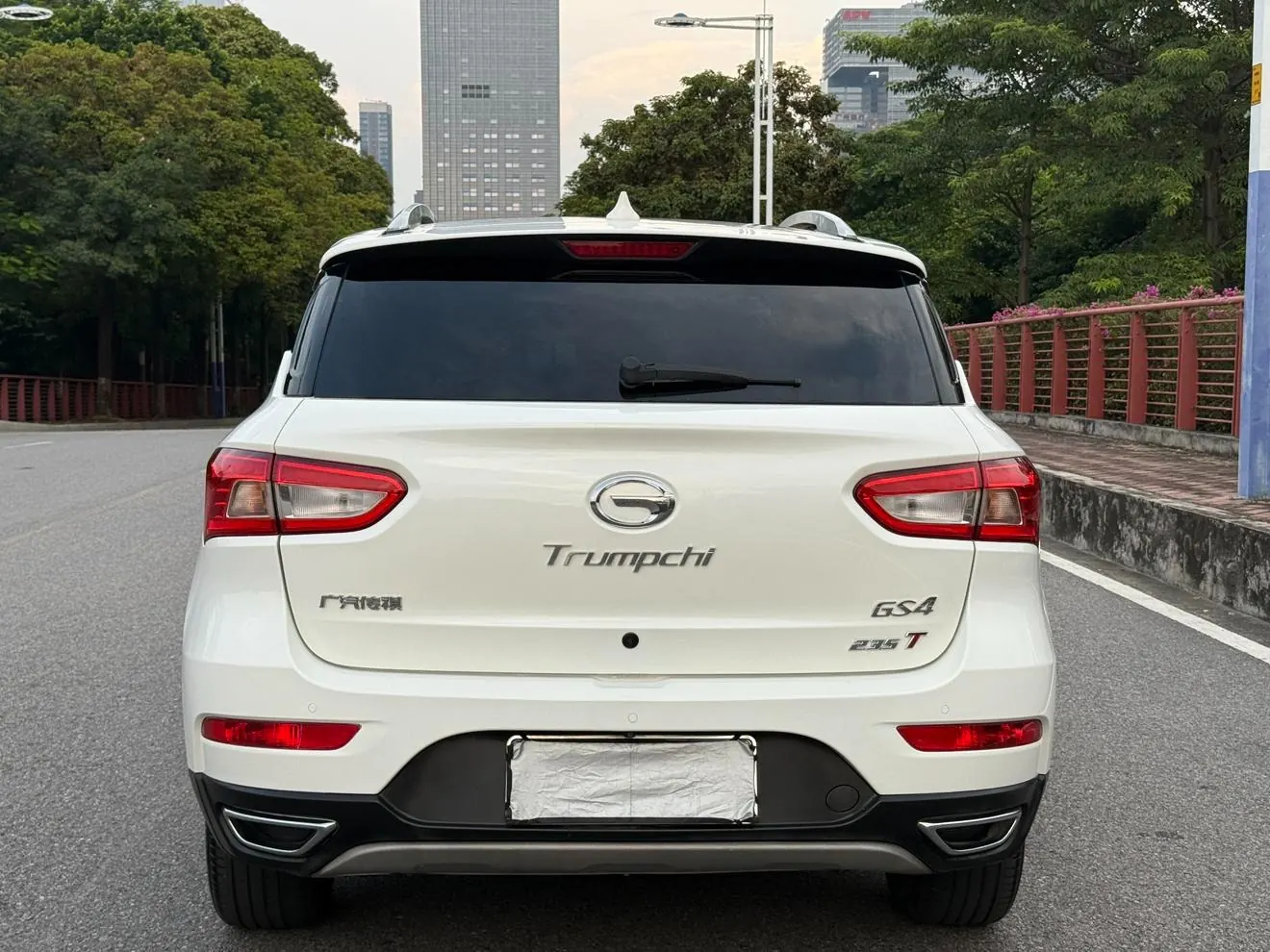 GAC Trumpchi GS4 1.5T photo 4