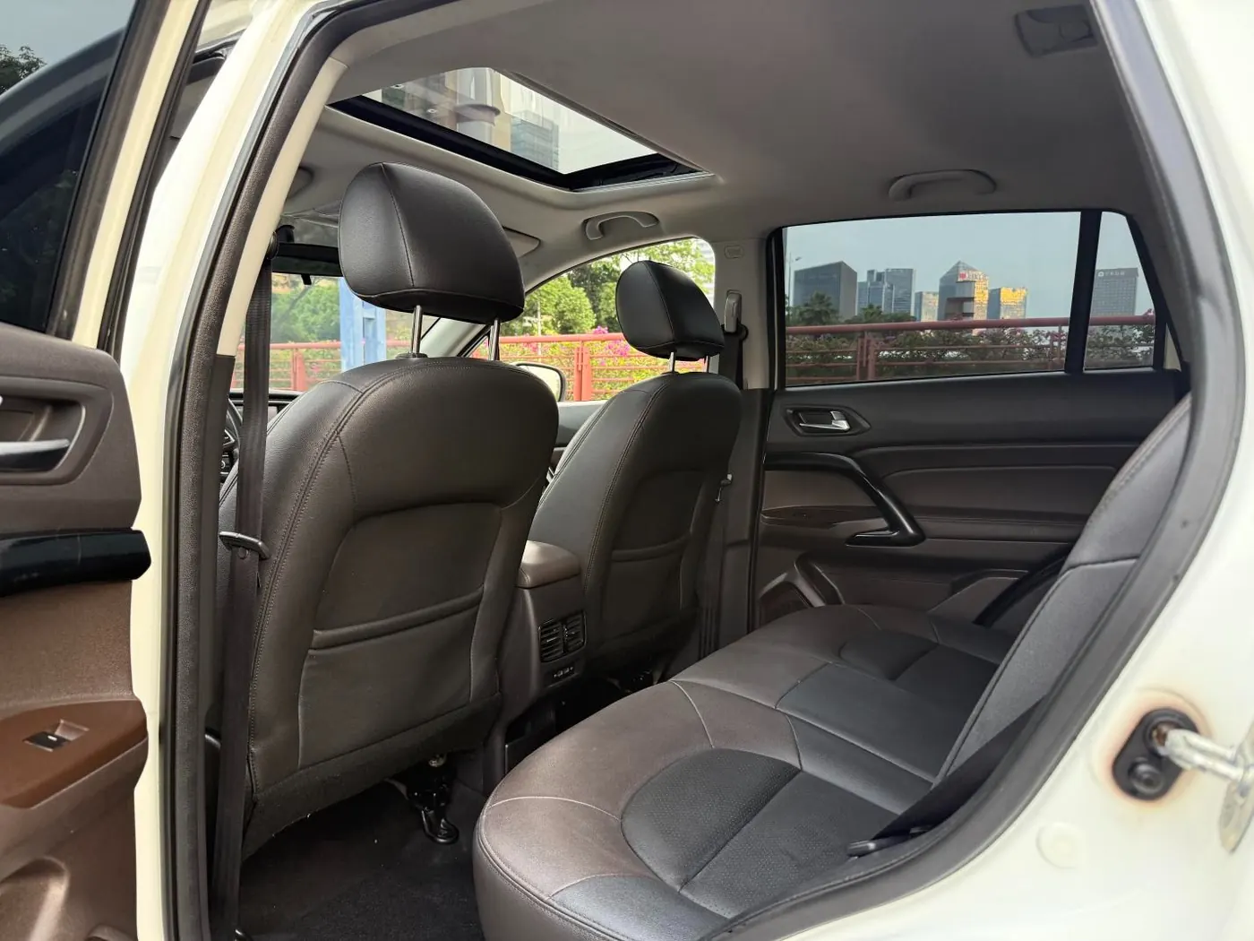 GAC Trumpchi GS4 1.5T photo 9