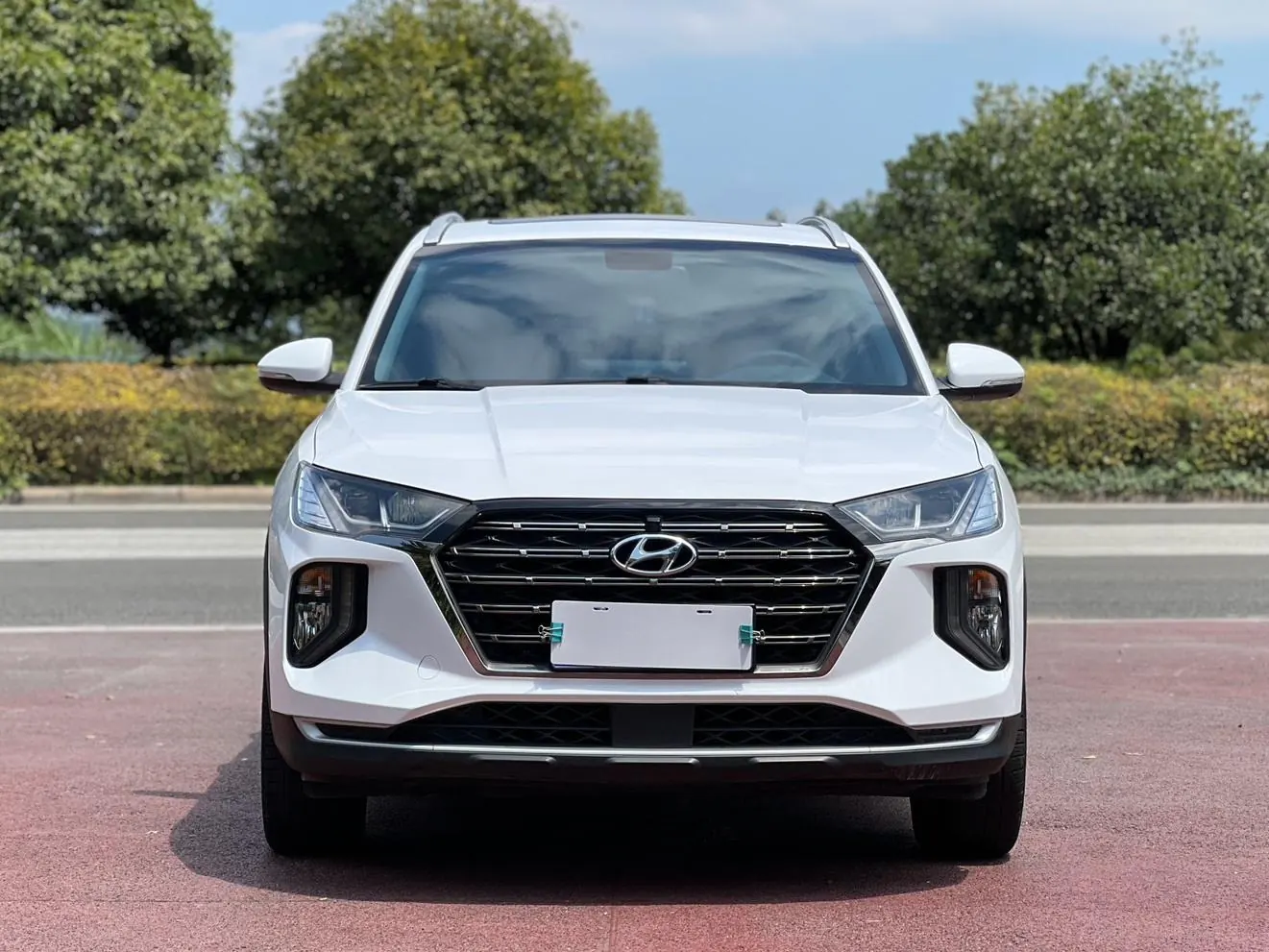 Hyundai Tucson 280TGDi photo 3