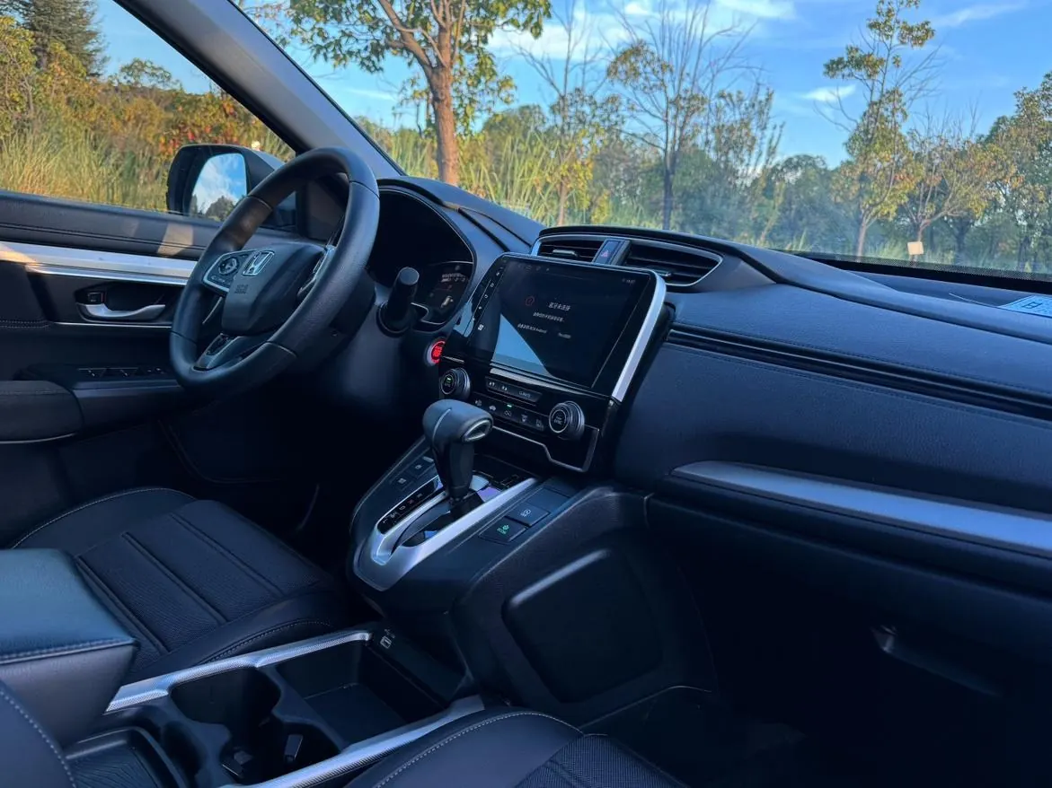 Honda CR-V 240TURBO CVT photo 9
