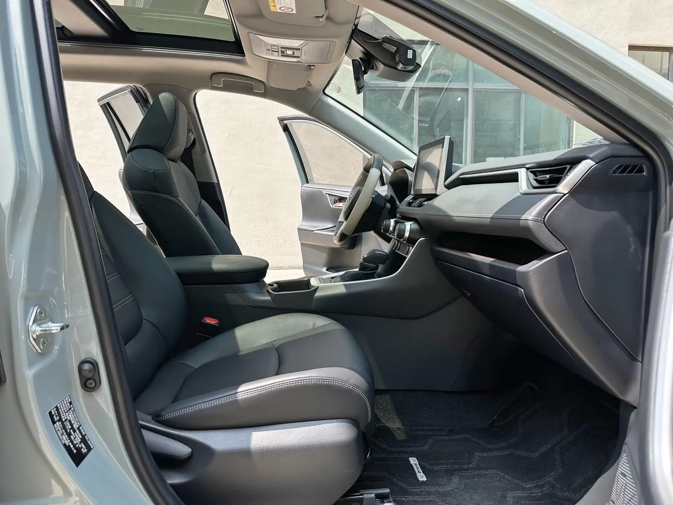 Toyota RAV4 2.0L photo 4