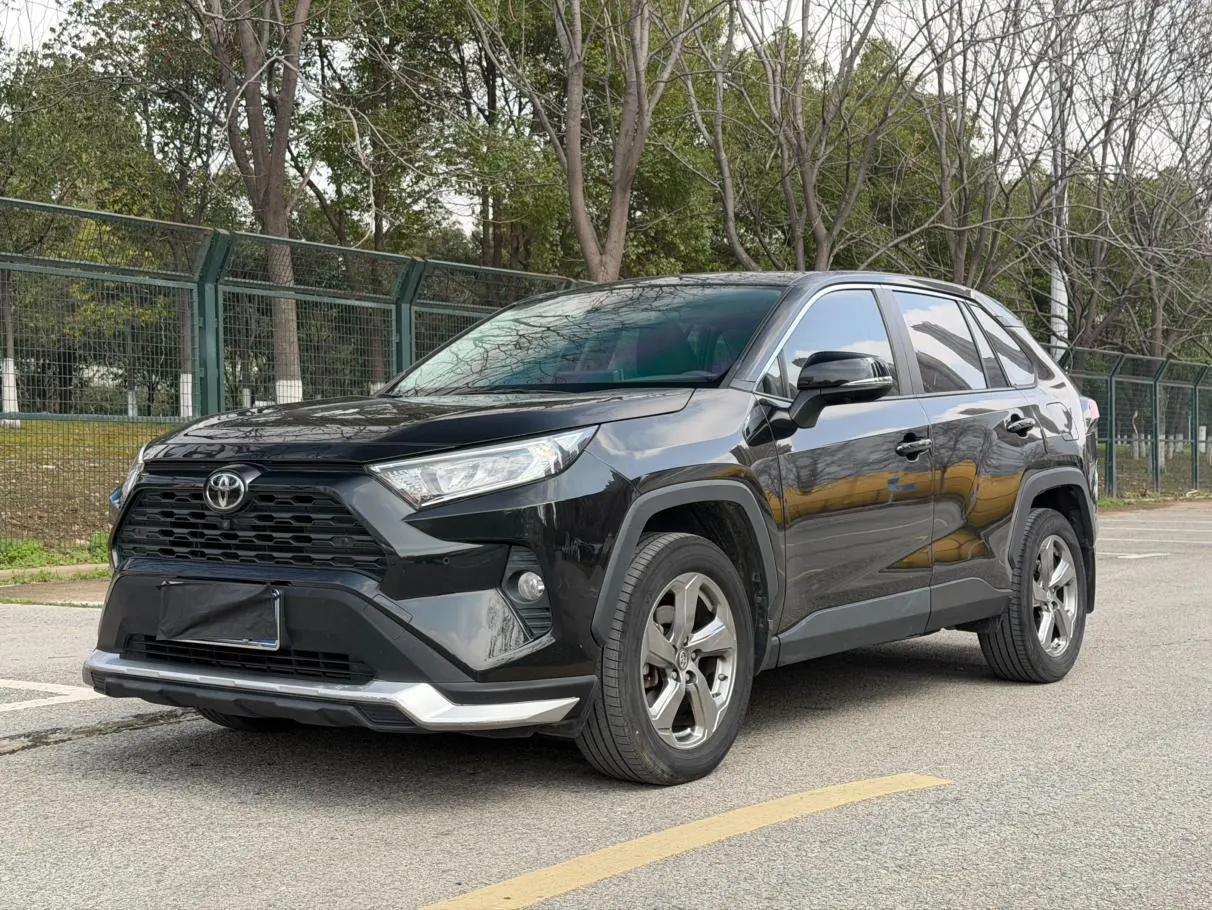Toyota RAV4 2.0L