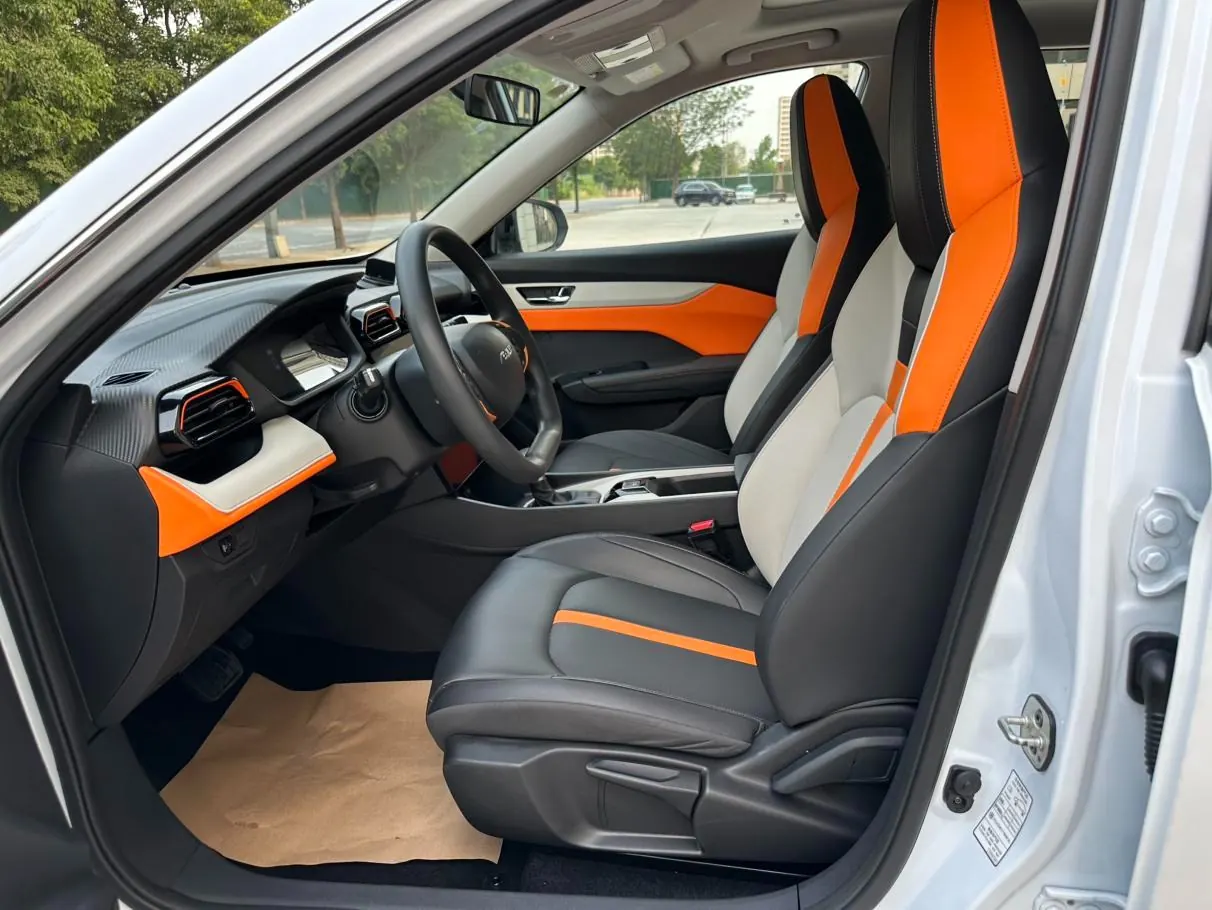 Dongfeng Aeolus YixuanGS 1.5L photo 4
