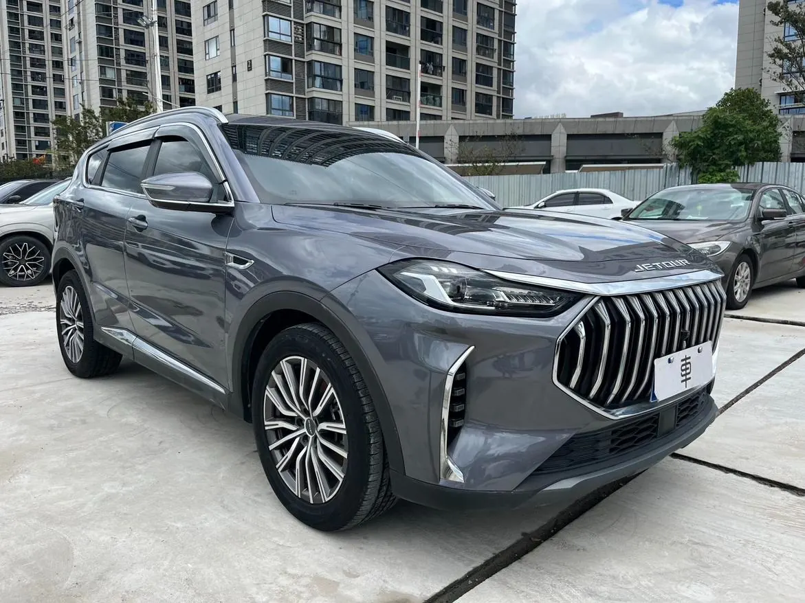 Jetour X70 PLUS 1.6T DCT photo 3
