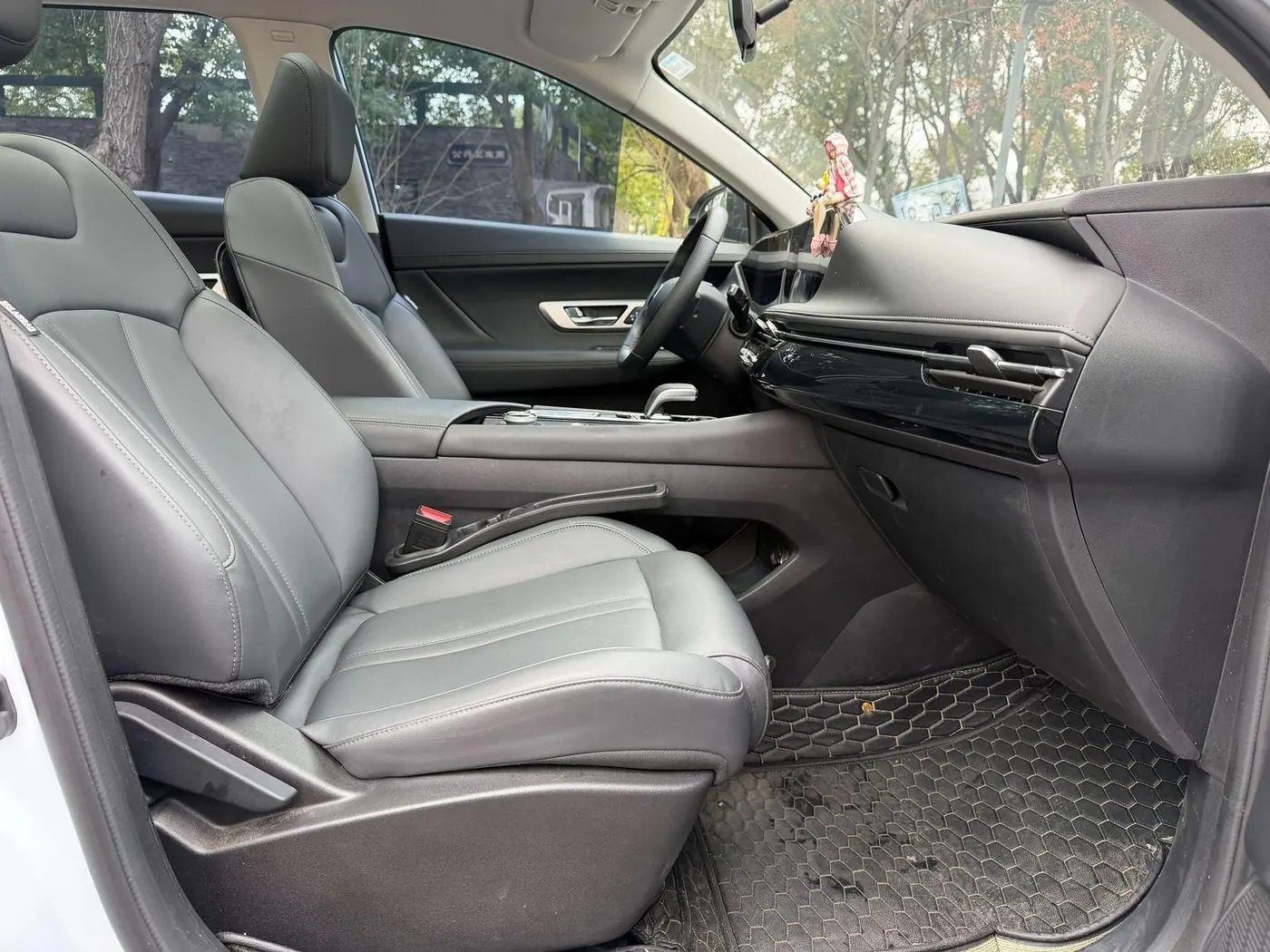 Dongfeng Aeolus Haohan 1.5T photo 12