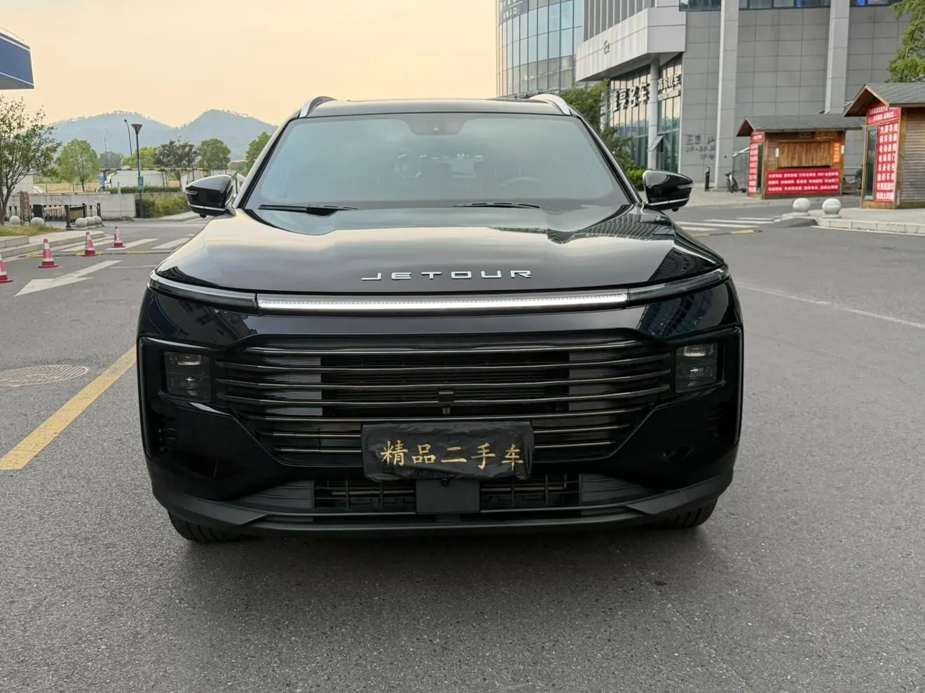 Jetour X70 PLUS 1.5T 6DCT photo 2