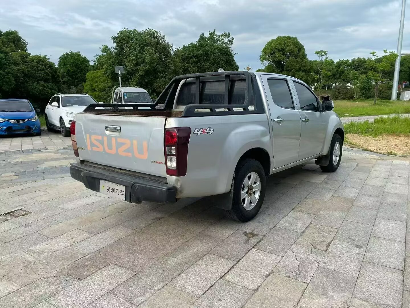 2021 Isuzu Pickup