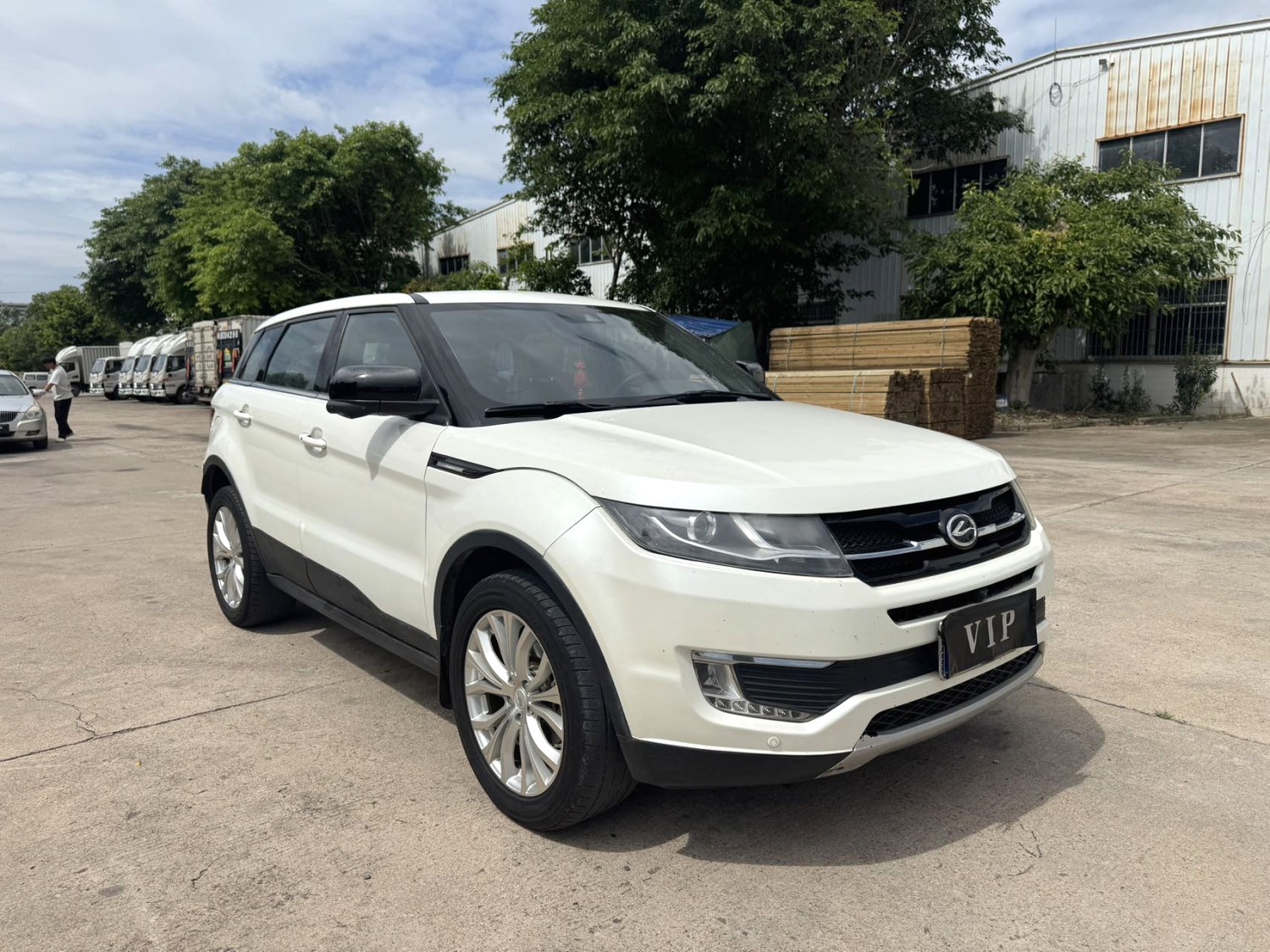 2017 Lufeng X7